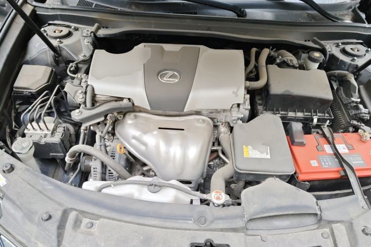 Used Lexus ES 2015 200 Elite Edition Engine Bay