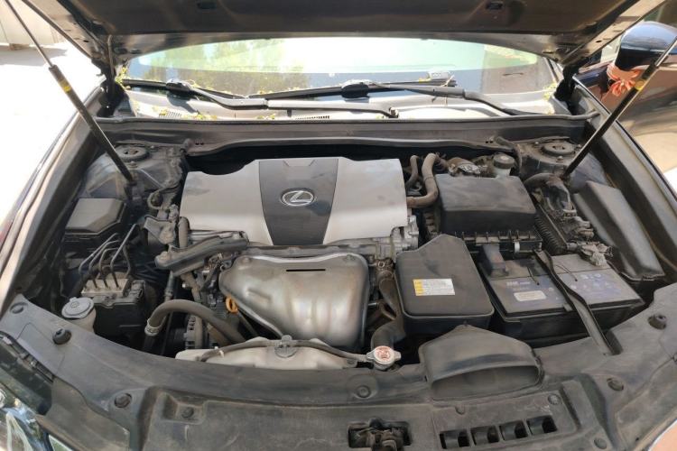 Used Lexus ES 2015 200 Elite Edition Engine Bay