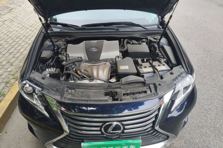 Used Lexus ES 2015 200 Elite Edition Engine Bay