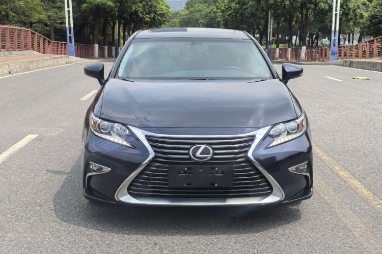 Used Lexus ES 2015 200 Elite Edition Exterior 3