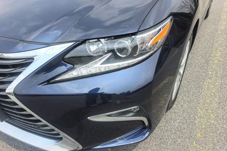 Used Lexus ES 2015 200 Elite Edition Exterior 5