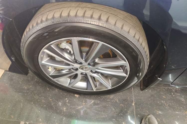 Used Lexus ES 2015 300h Comfort Edition Exterior 7