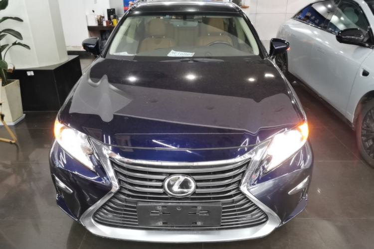 Used Lexus ES 2015 200 Elite Edition Front