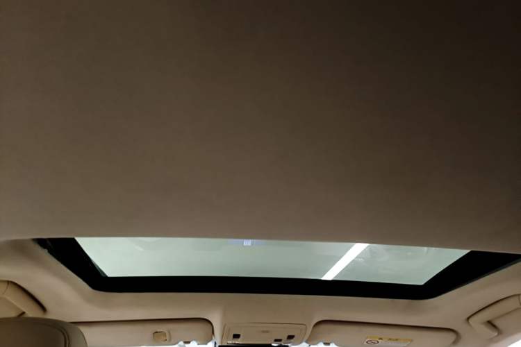 Used Lexus ES 2015 300h Comfort Edition Headliner