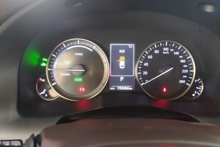 Used Lexus ES 2015 300h Comfort Edition Instrument Cluster