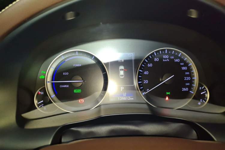 Used Lexus ES 2015 300h Luxury Edition Instrument Cluster
