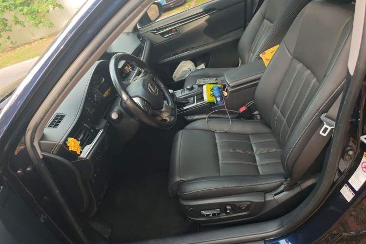 Used Lexus ES 2015 200 Comfort Edition Left Front Seat