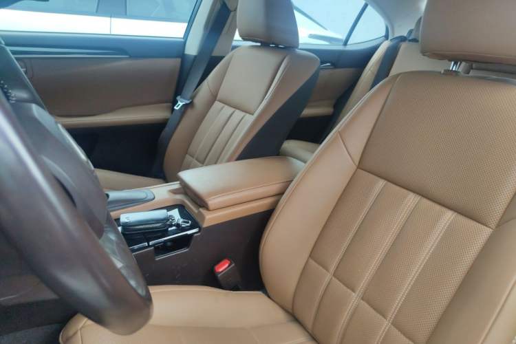 Used Lexus ES 2015 200 Elite Edition Left Front Seat