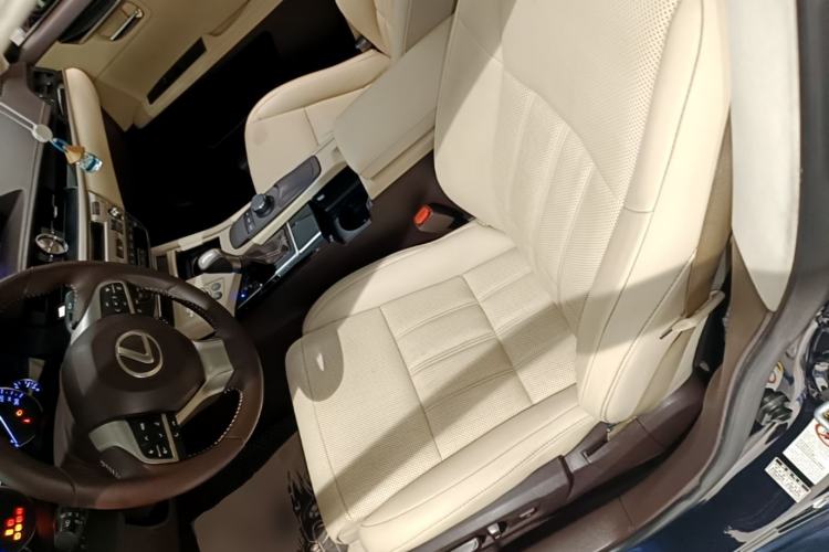 Used Lexus ES 2015 300h Comfort Edition Left Front Seat