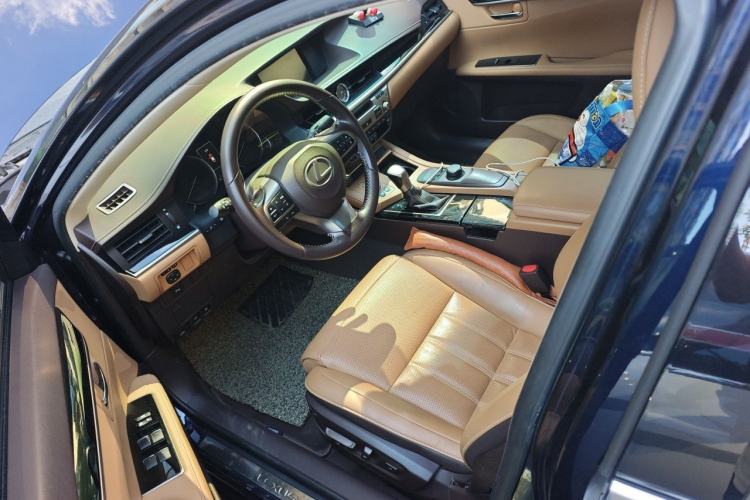 Used Lexus ES 2015 200 Elite Edition Left Front Seat