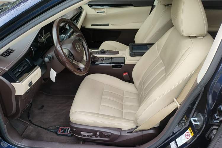 Used Lexus ES 2015 200 Elite Edition Left Front Seat