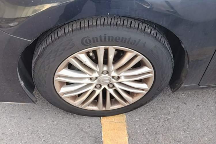 Used Lexus ES 2015 200 Elite Edition Left Front Wheel Hub