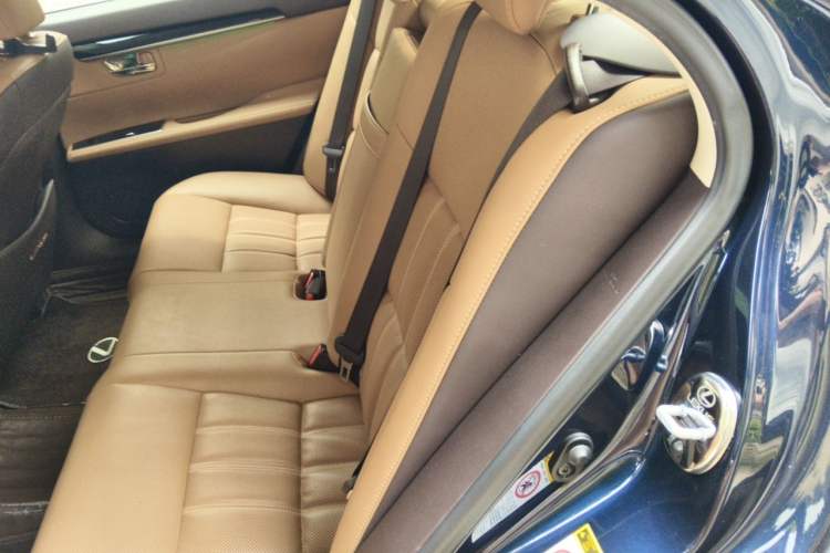 Used Lexus ES 2015 200 Elite Edition Left Rear Seat