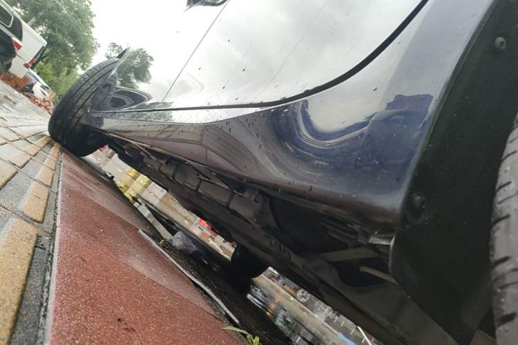 Used Lexus ES 2015 200 Elite Edition Left Side Sill