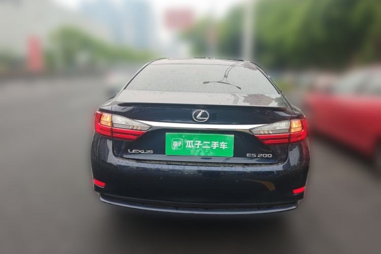 Used Lexus ES 2015 200 Elite Edition Rear