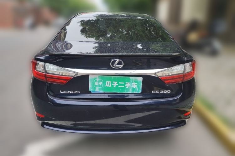 Used Lexus ES 2015 200 Elite Edition Rear