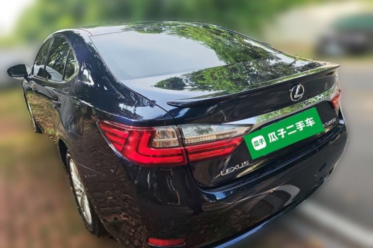 Used Lexus ES 2015 200 Comfort Edition Rear Left 45 Deg
