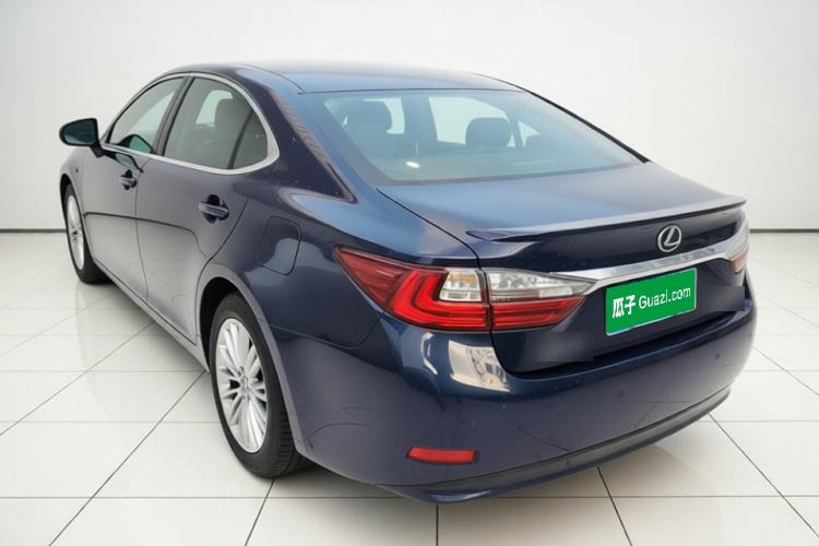 Used Lexus ES 2015 200 Elite Edition Rear Left 45 Deg
