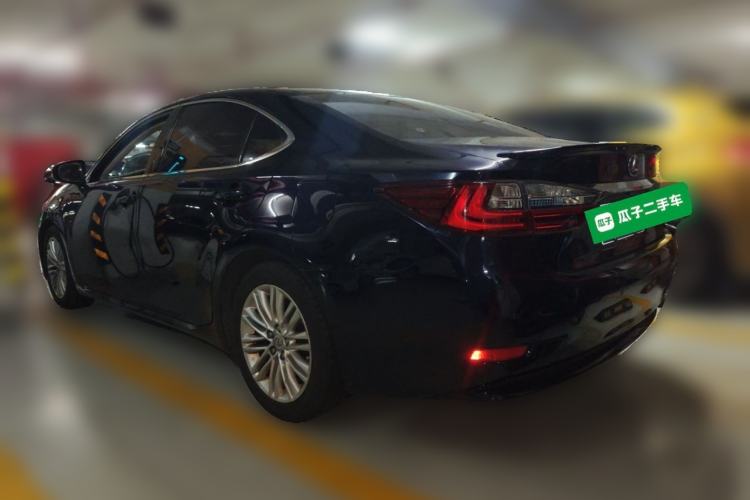 Used Lexus ES 2015 200 Elite Edition Rear Left 45 Deg