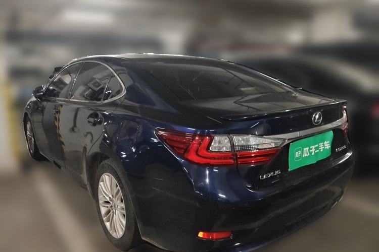 Used Lexus ES 2015 200 Elite Edition Rear Left 45 Deg