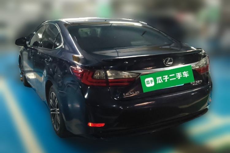 Used Lexus ES 2015 250 Elegant Edition Rear Left 45 Deg