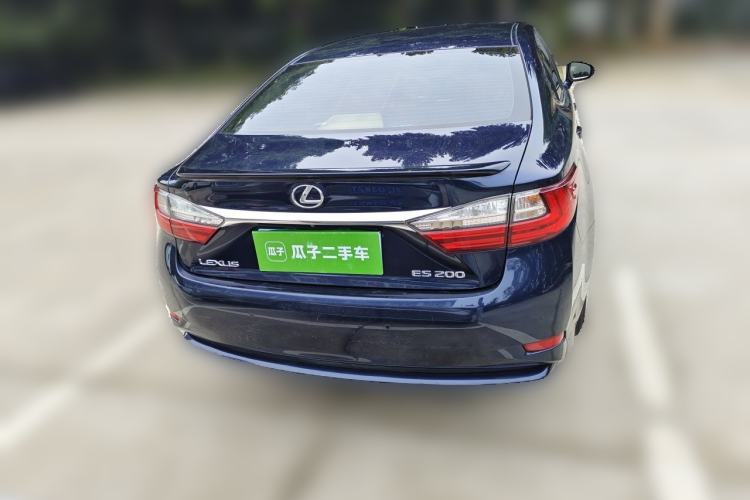 Used Lexus ES 2015 200 Elite Edition Rear