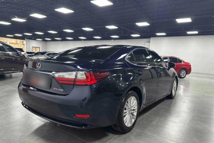 Used Lexus ES 2015 200 Elite Edition Rear Right 45 Deg