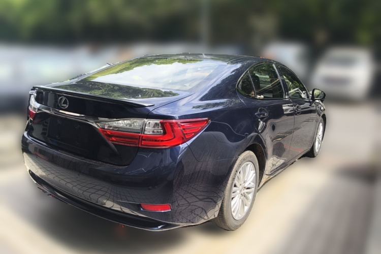 Used Lexus ES 2015 200 Elite Edition Rear Right 45 Deg
