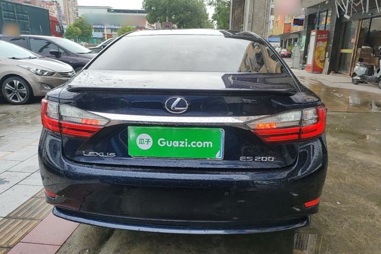 Used Lexus ES 2015 200 Elite Edition Rear
