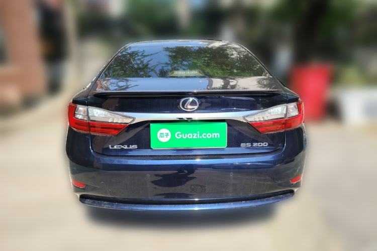 Used Lexus ES 2015 200 Elite Edition Rear
