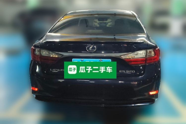 Used Lexus ES 2015 250 Elegant Edition Rear
