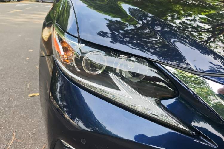Used Lexus ES 2015 200 Comfort Edition Right Front Headlight