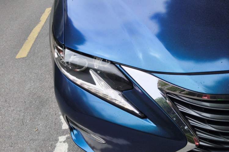 Used Lexus ES 2015 200 Elite Edition Right Front Headlight