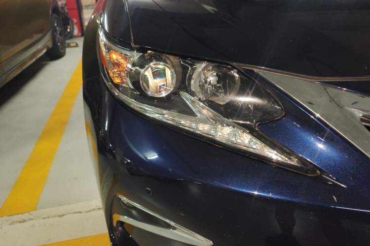 Used Lexus ES 2015 200 Elite Edition Right Front Headlight