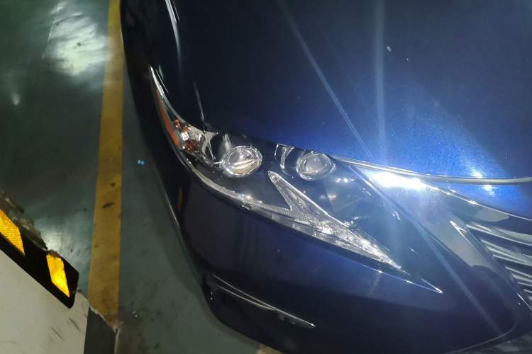 Used Lexus ES 2015 300h Luxury Edition Right Front Headlight