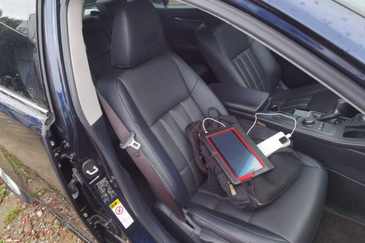 Used Lexus ES 2015 200 Elite Edition Right Front Seat