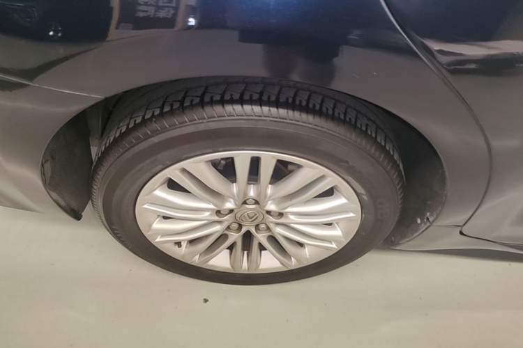Used Lexus ES 2015 200 Elite Edition Right Rear Wheel Hub