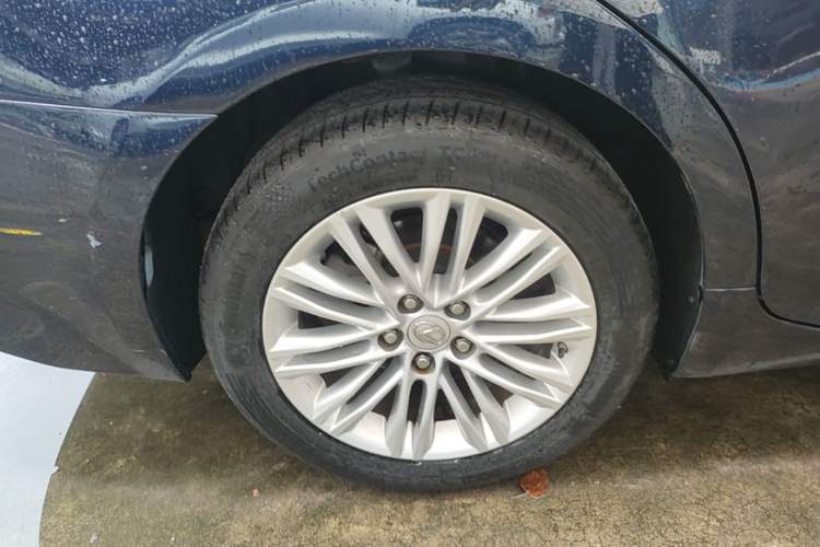 Used Lexus ES 2015 200 Elite Edition Right Rear Wheel Hub