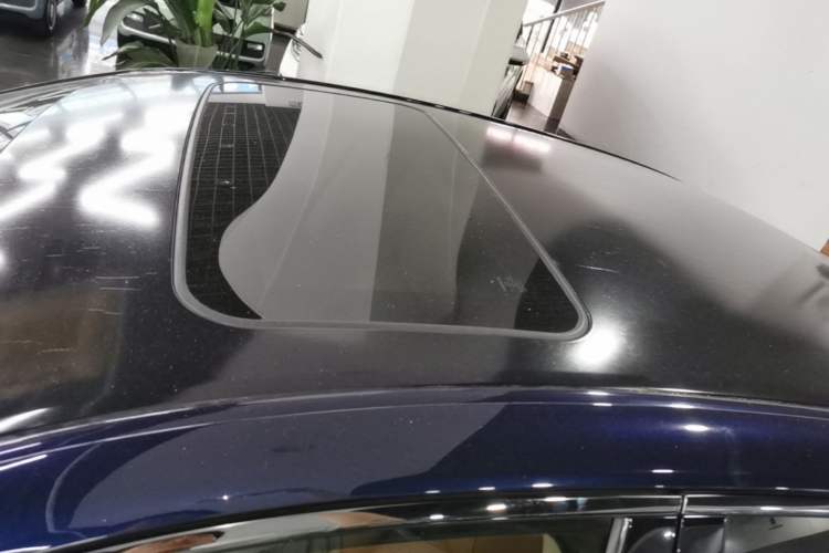 Used Lexus ES 2015 200 Elite Edition Roof