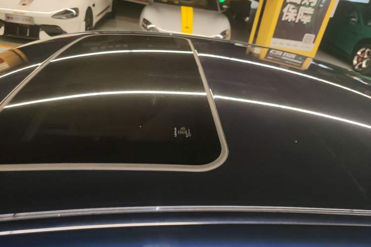 Used Lexus ES 2015 200 Elite Edition Roof