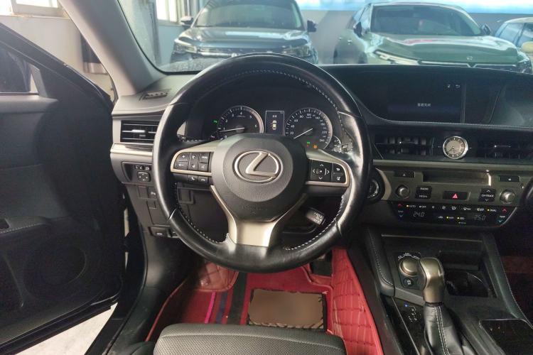 Used Lexus ES 2015 200 Elite Edition Steering Wheel