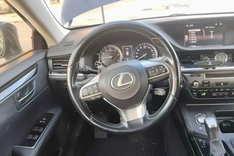 Used Lexus ES 2015 200 Elite Edition Steering Wheel