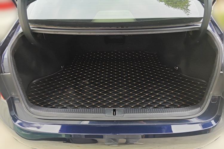 Used Lexus ES 2015 200 Elite Edition Trunk
