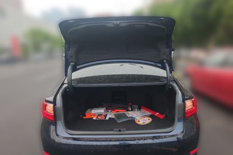 Used Lexus ES 2015 200 Elite Edition Trunk