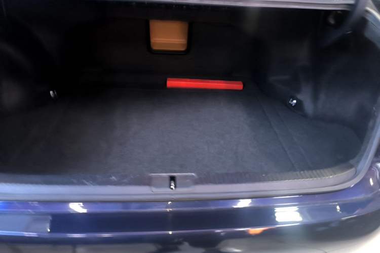 Used Lexus ES 2015 200 Elite Edition Trunk