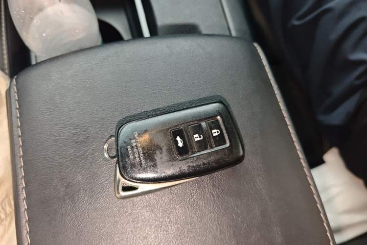 Used Lexus ES 2015 200 Elite Edition Vehicle Key