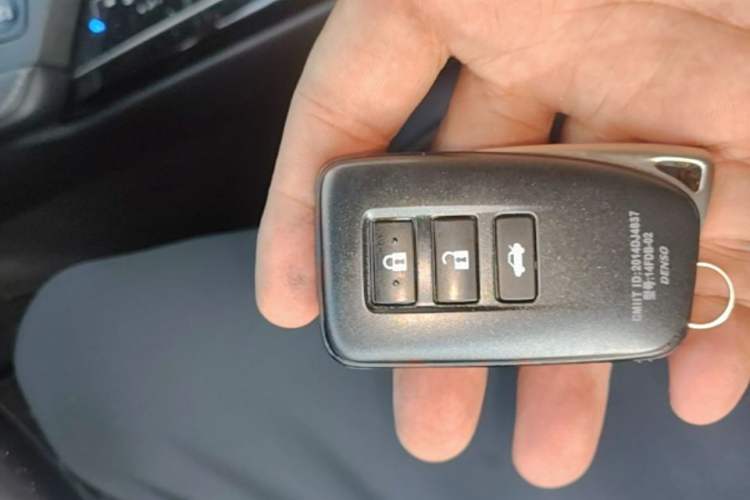 Used Lexus ES 2015 200 Elite Edition Vehicle Key