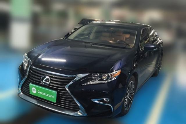 Ojetý Lexus ES 2015 250 Elegant Edition