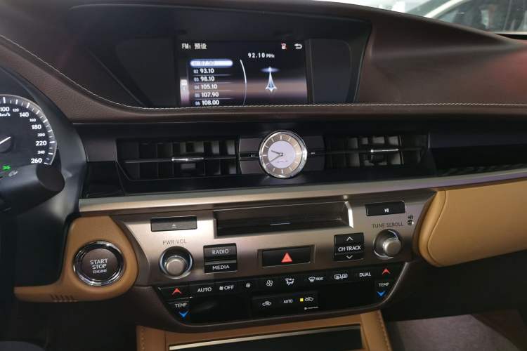 Used Lexus ES 2015 200 Elite Edition Audio And AC Panel