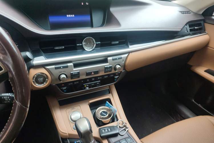 Used Lexus ES 2015 200 Elite Edition Audio And AC Panel